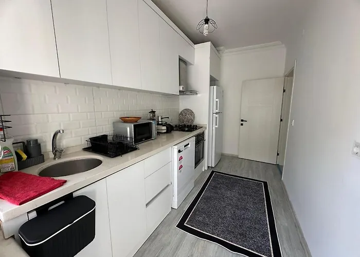 Suitable For Large Families, 20 Minutes To The Apartament